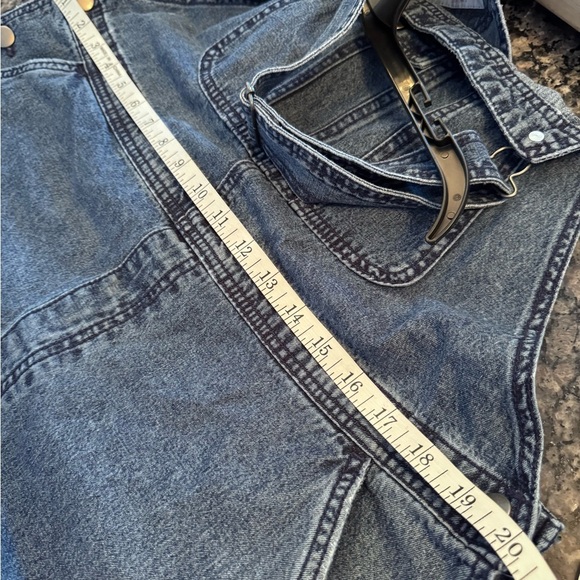Tinseltown Blue Denim Overall shorts Size XL NWT - Picture 12 of 15